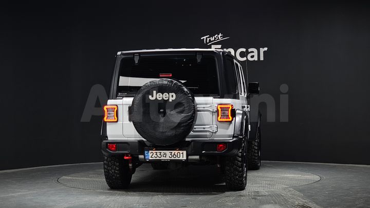 Jeep Wrangler 2022 — 4
