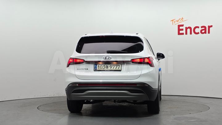 Hyundai SantaFe 2021 — 4