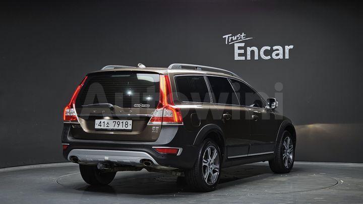 Volvo XC70 2014 — 2