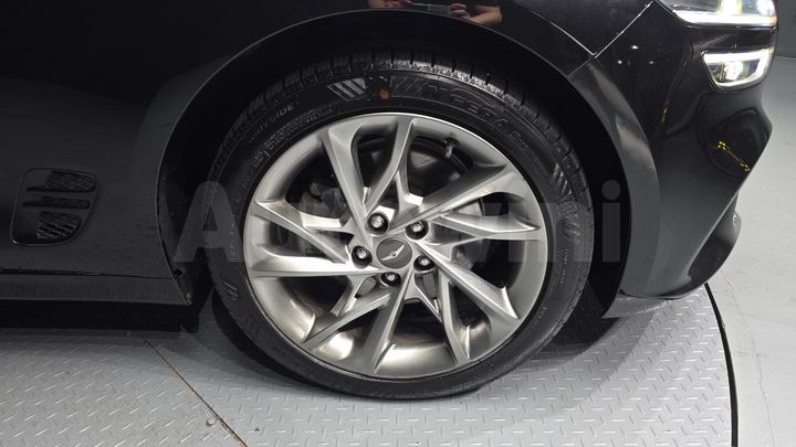 Genesis G70 2021 — 5