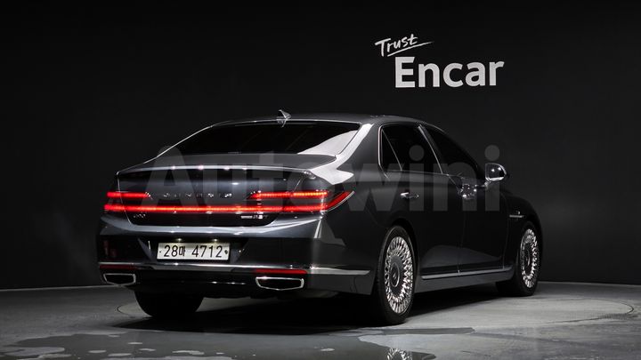 Genesis G90 2019 — 2
