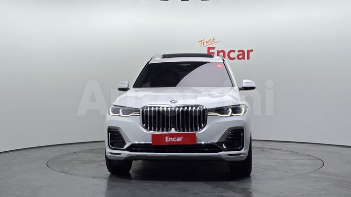 BMW X7 2022 — 3