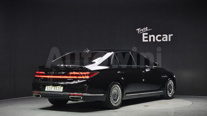 Genesis G90 2019 — 2
