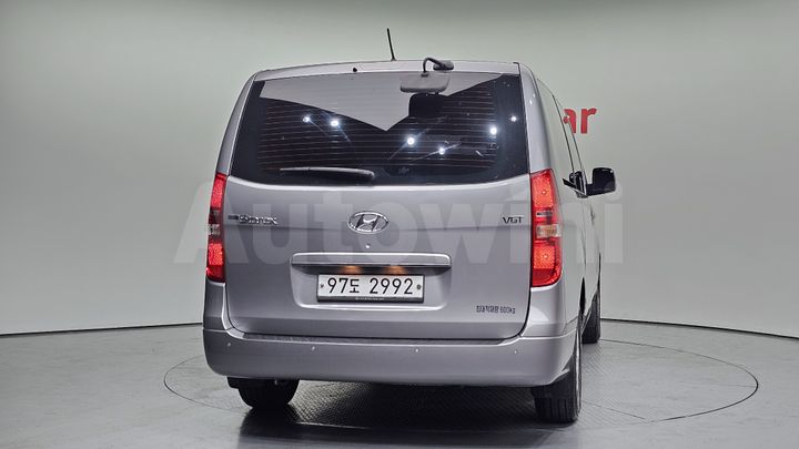 Hyundai Starex 2017 — 4