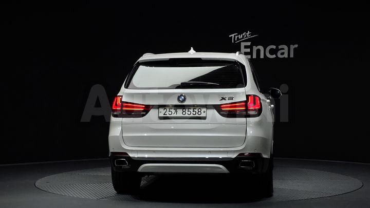 BMW X5 2017 — 4