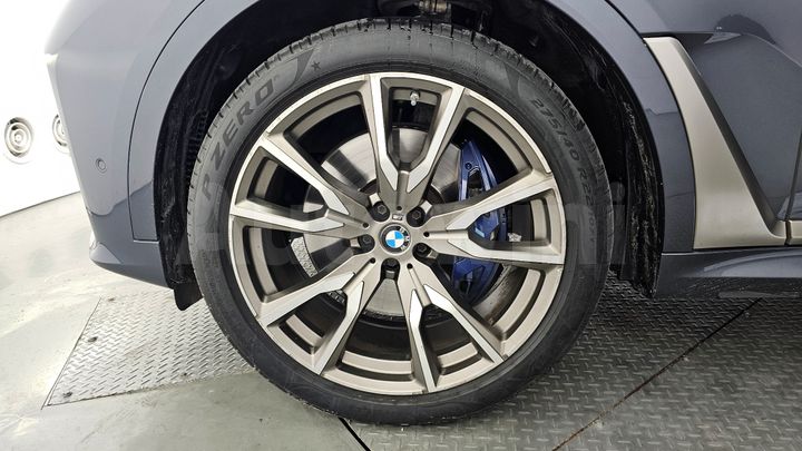 BMW X7 2021 — 5