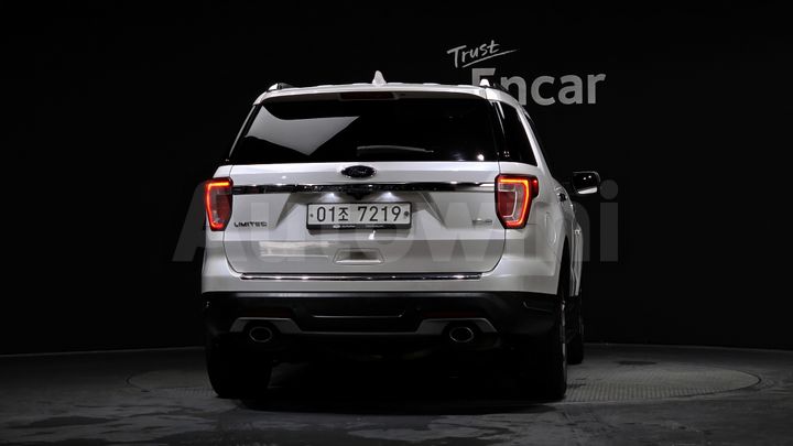 Ford Explorer 2018 — 4