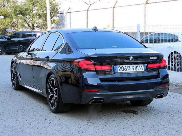 BMW 5 Series 2022 — 3