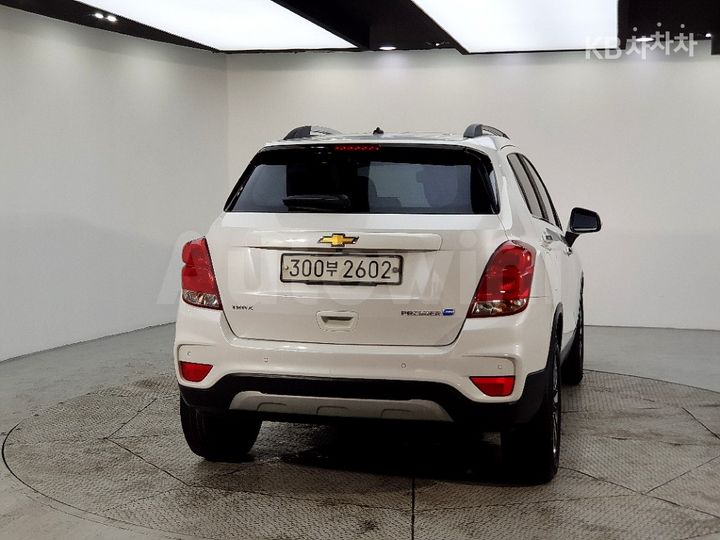 Chevrolet Trax 2020 — 3