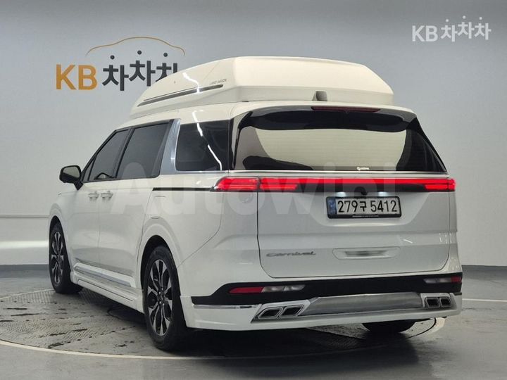 Kia Carnival 2021 — 2