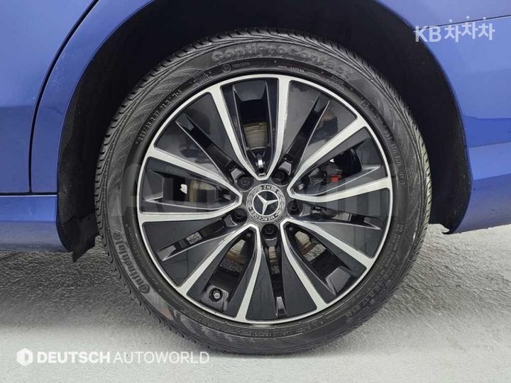 Mercedes-Benz C Class 2019 — 5
