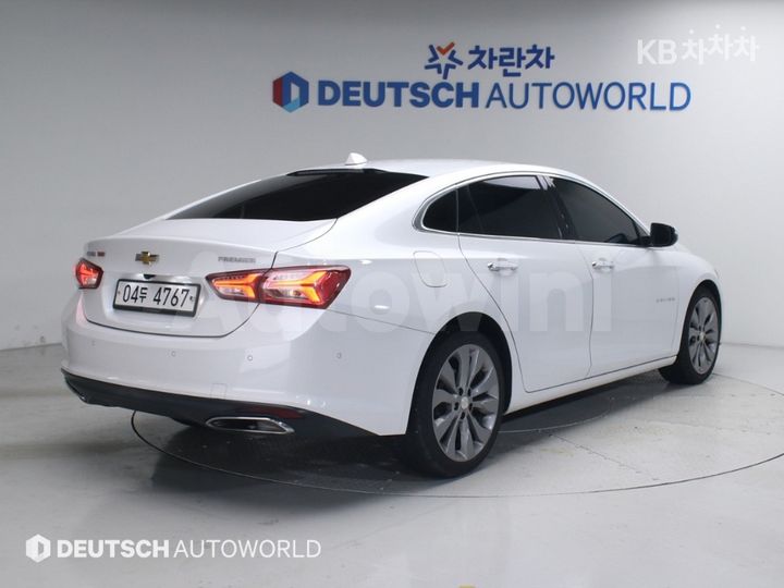 Chevrolet Malibu 2019 — 2