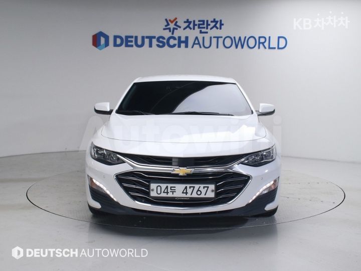 Chevrolet Malibu 2019 — 3