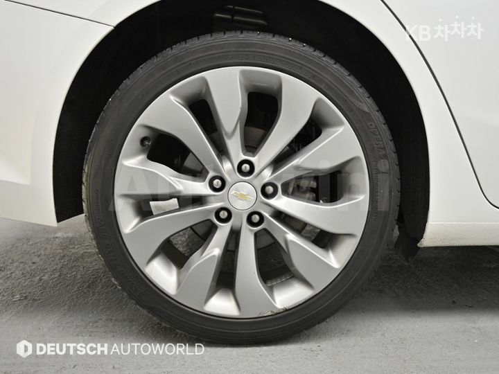 Chevrolet Malibu 2019 — 5