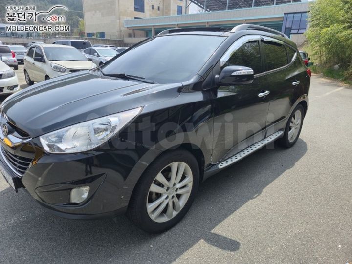 Hyundai Tucson 2010 — 2