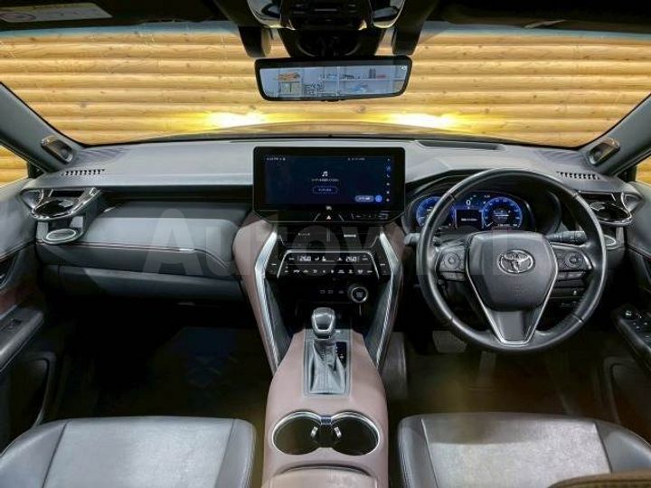 Toyota Harrier 2023 — 3