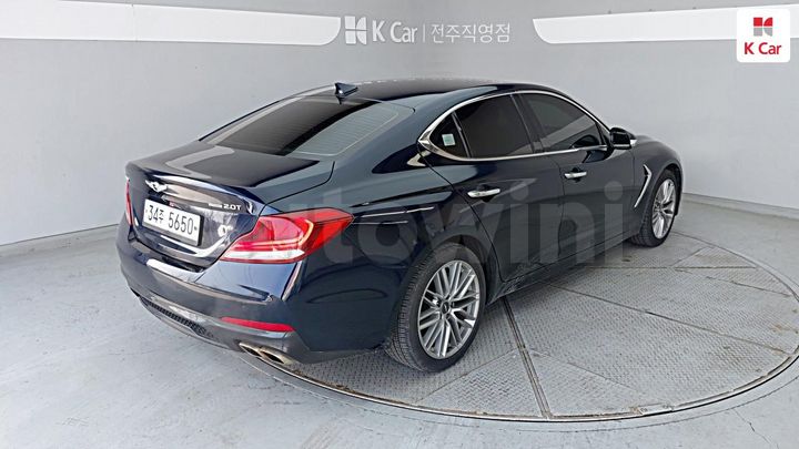 Genesis G70 2019 — 2