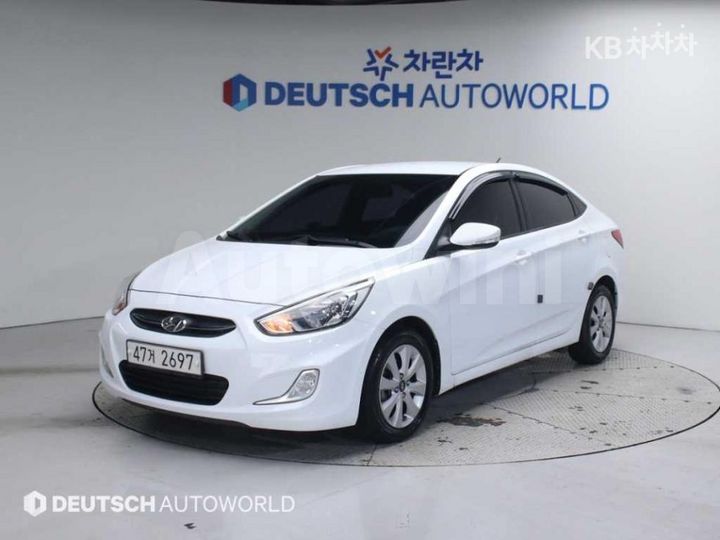 Hyundai Accent 2015 — 2