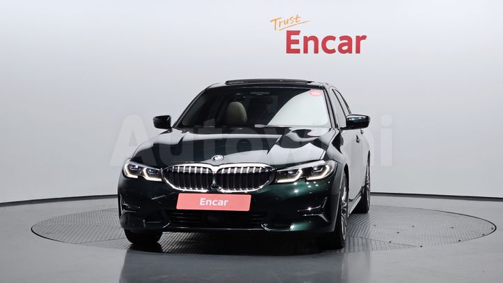 BMW 3 Series 2020 — 3