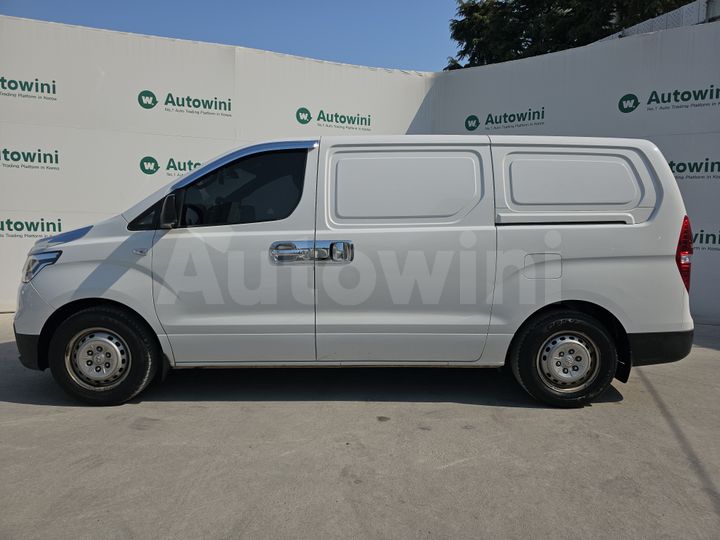 Hyundai Starex 2019 — 2