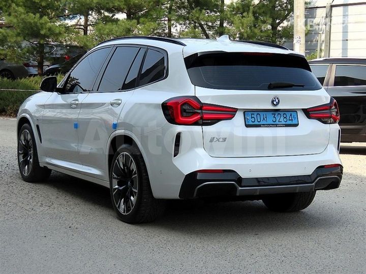 BMW iX3 2022 — 3