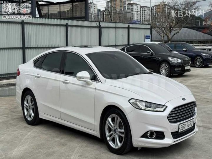 Ford Mondeo 2015 — 2