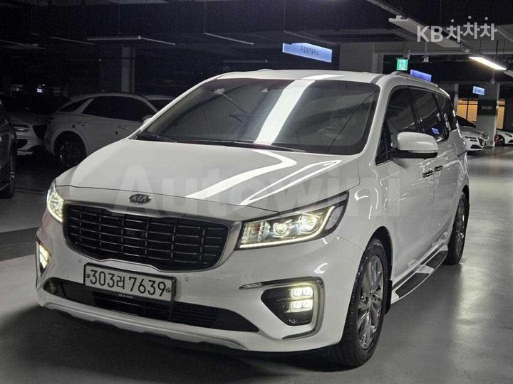 Kia Carnival 2020 — 2