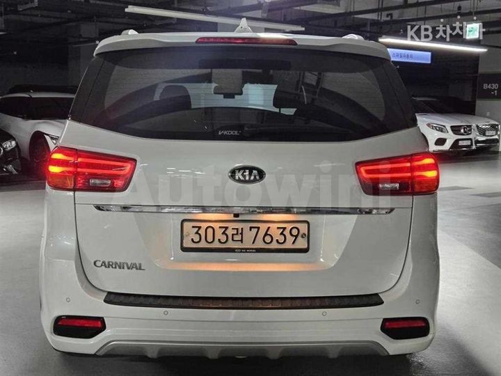 Kia Carnival 2020 — 4