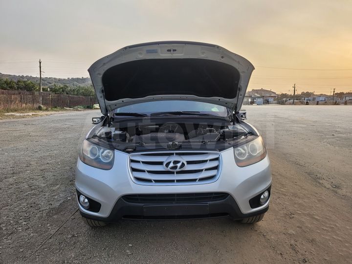 Hyundai SantaFe 2010 — 4