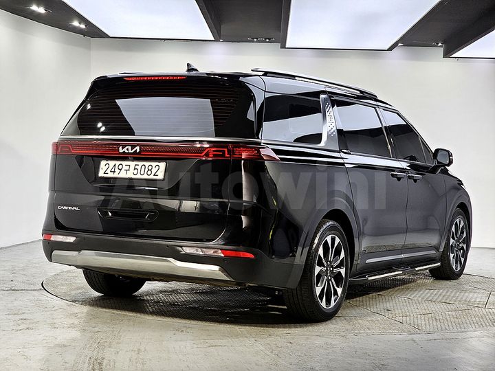 Kia Carnival 2022 — 4