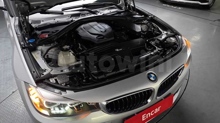BMW 3 Series 2020 — 5