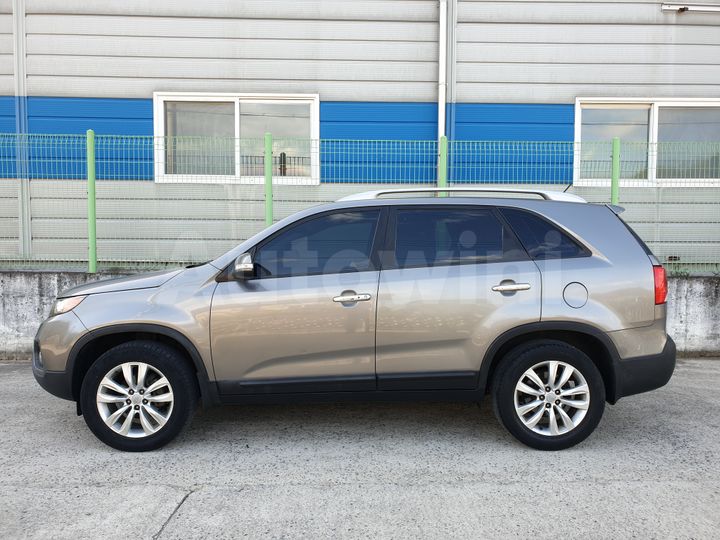 Kia Sorento 2010 — 4