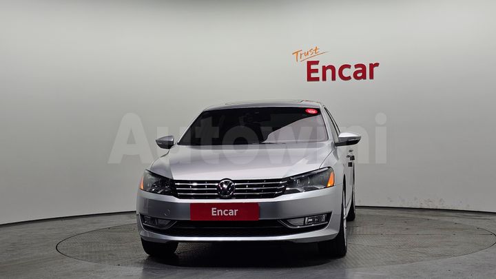 Volkswagen Passat 2015 — 3