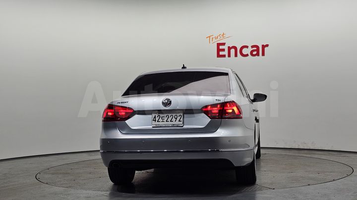 Volkswagen Passat 2015 — 4