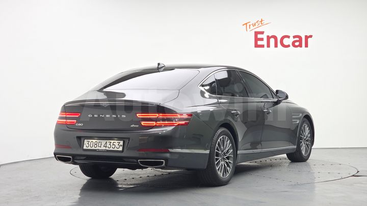 Genesis G80 2022 — 2