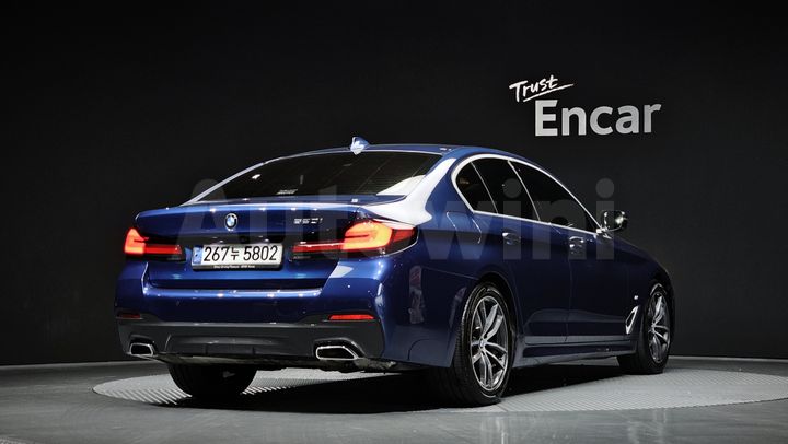 BMW 5 Series 2021 — 2