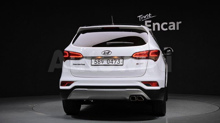 Hyundai SantaFe 2016 — 4
