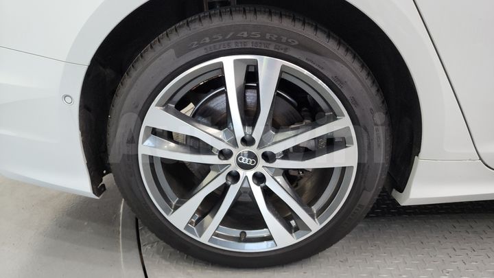 Audi A6 2022 — 5