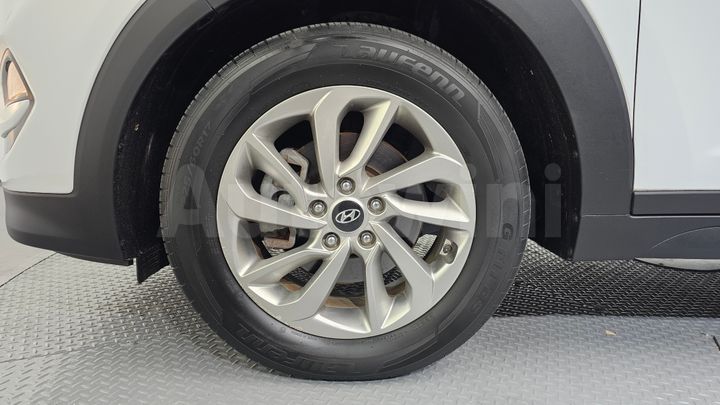 Hyundai Tucson 2017 — 5