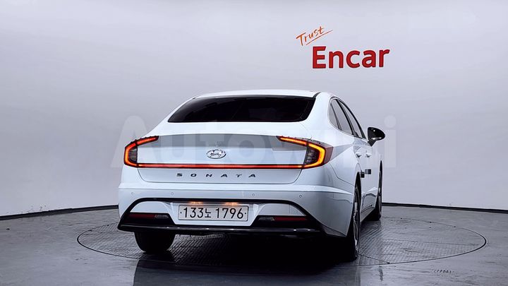 Hyundai Sonata 2022 — 4