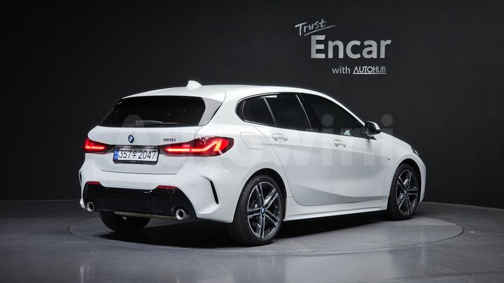 BMW 1 Series 2024 — 2