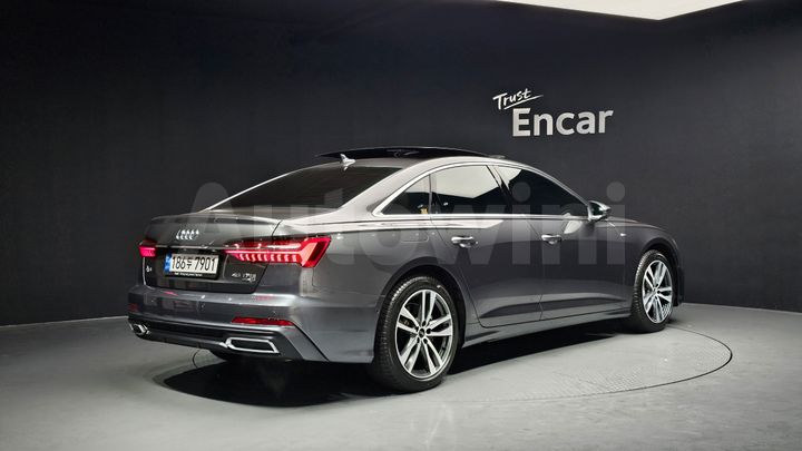 Audi A6 2022 — 2