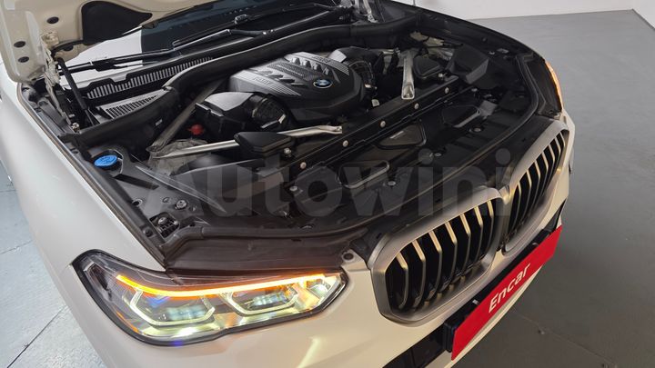 BMW X5 2023 — 5