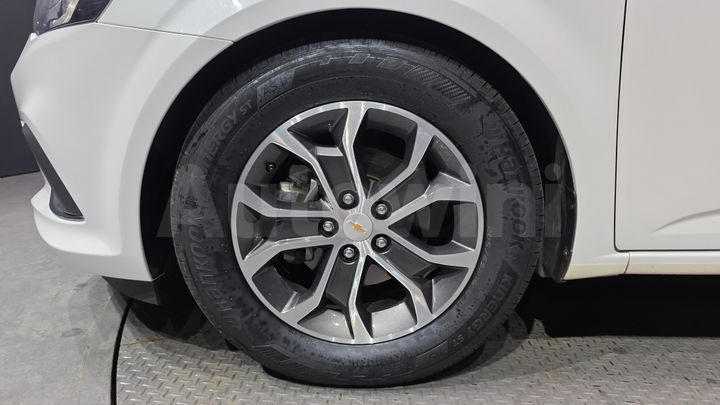Chevrolet Aveo 2018 — 5