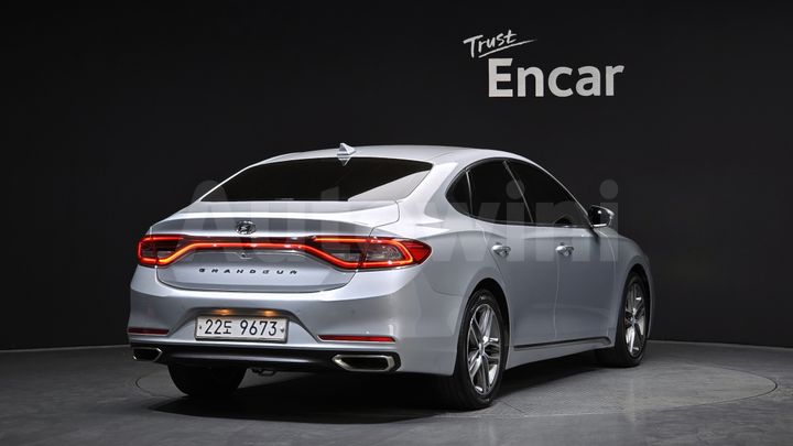 Hyundai Grandeur 2017 — 2