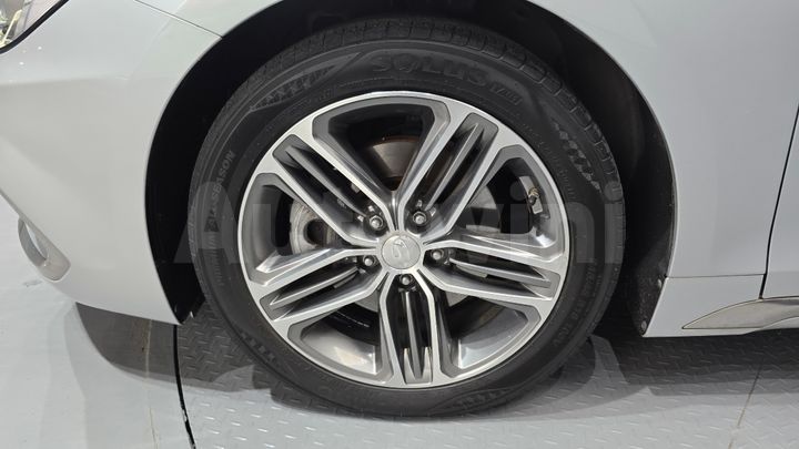 Hyundai Grandeur 2017 — 5