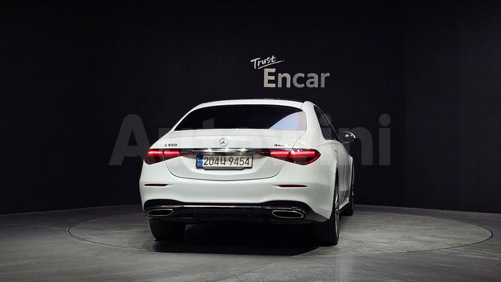 Mercedes Benz S Class 2022 — 4