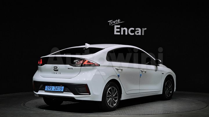 Hyundai Ioniq 2020 — 2