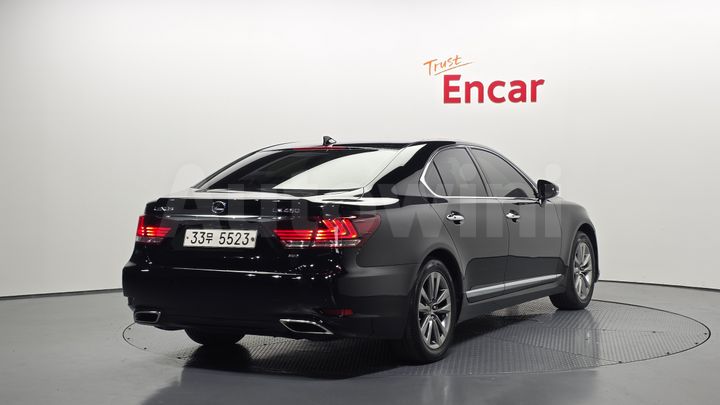 Lexus LS 2014 — 2