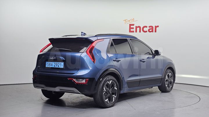 Kia Niro 2023 — 2